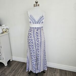 Selfie leslie embroidered floral maxi dress size Small